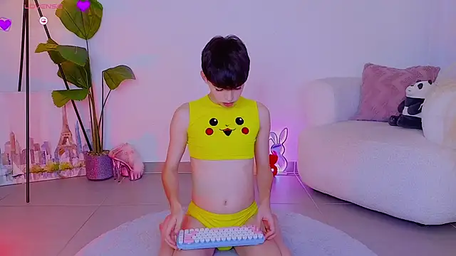 sebbyrose online show from October 5, 2025, 7:34 pm