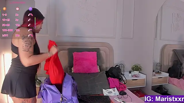 Maristxxr online show from November 18, 2025, 7:40 pm