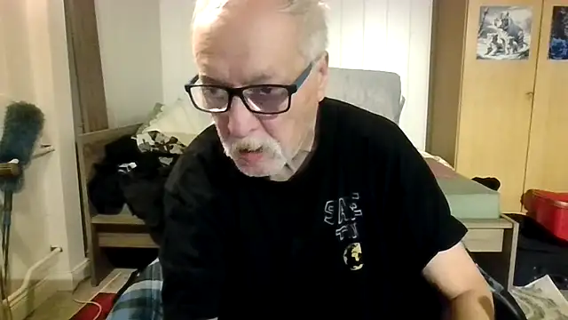 Sammy1660 online show from November 3, 2025, 12:35 am