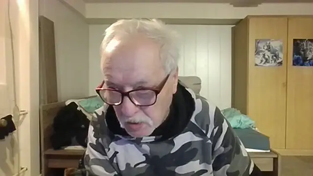 Sammy1660 online show from January 11, 2026, 11:32 pm