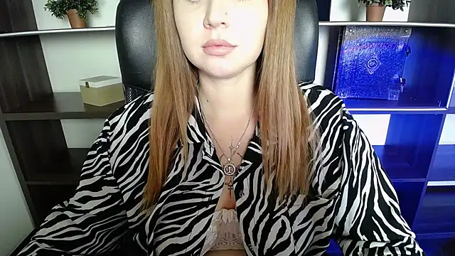 Lizzy Love online show from March 13, 2025, 12:16 am