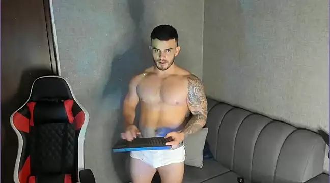 Snapshot of Ricardogo19 chatting on January 25, 2025, 3:40 am Ricardogo19 online show from January 25, 2025, 3:40 am