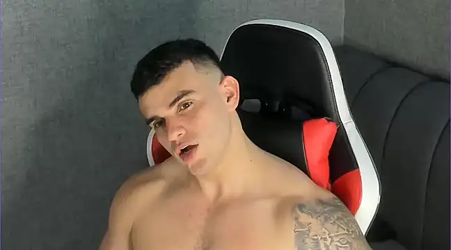 Snapshot of Ricardogo19 chatting on January 28, 2025, 4:29 am Ricardogo19 online show from January 28, 2025, 4:29 am