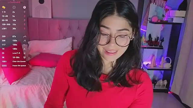 LoaLuxury online show from February 14, 2026, 5:43 pm