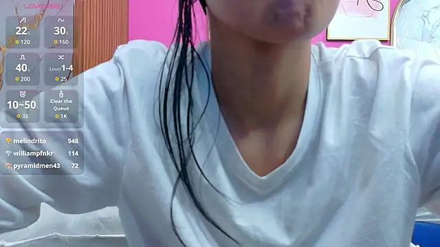 yourcuteneighbourr online show from May 22, 2026, 3:02 am