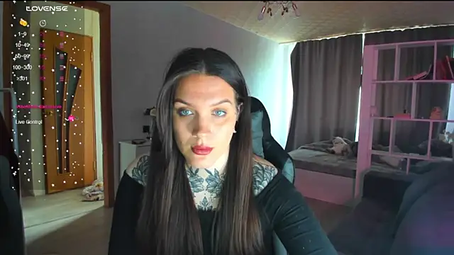 Snapshot of AizaRose chatting on May 12, 2026, 7:05 am AizaRose online show from May 12, 2026, 7:05 am