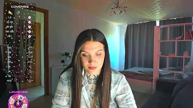 Snapshot of AizaRose chatting on May 14, 2026, 7:04 am AizaRose online show from May 14, 2026, 7:04 am