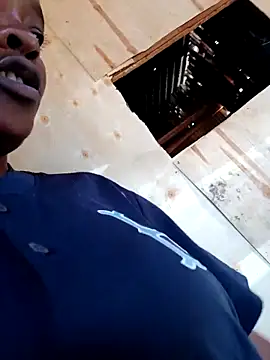 Snapshot of _fiffii chatting on February 4, 2026, 11:38 am fiffii online show from February 4, 2026, 11:38 am