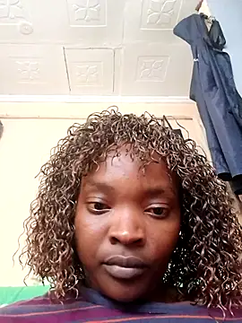 Snapshot of _fiffii chatting on April 9, 2026, 2:00 pm fiffii online show from April 9, 2026, 2:00 pm