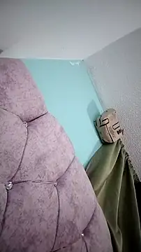 Tiphanydirty3 online show from November 22, 2025, 6:34 am