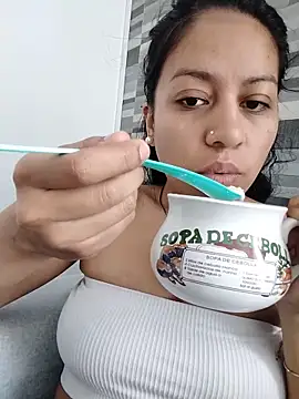 Tiphanydirty3 online show from May 26, 2026, 4:14 pm