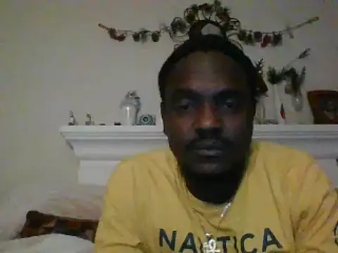 Snapshot of Hugedick0071 chatting on December 4, 2024, 6:00 am Hugedick0071 online show from December 4, 2024, 6:00 am