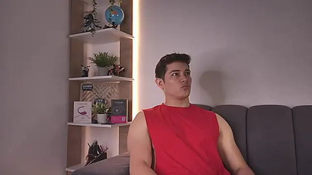 Alan hadid1 online show from April 19, 2026, 2:27 pm