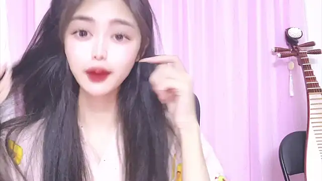 ---MIA--- online show from November 6, 2025, 2:40 pm