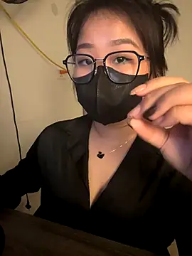 Snapshot of Jenni_nana chatting on December 5, 2024, 6:21 am Jenni nana online show from December 5, 2024, 6:21 am