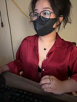 Snapshot of Jenni_nana chatting on December 10, 2024, 6:22 am Jenni nana online show from December 10, 2024, 6:22 am