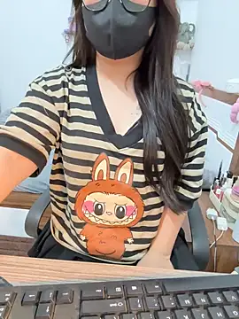 Snapshot of Jenni_nana chatting on March 5, 2025, 2:36 am Jenni nana online show from March 5, 2025, 2:36 am