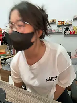 Snapshot of Jenni_nana chatting on March 18, 2025, 5:31 am Jenni nana online show from March 18, 2025, 5:31 am