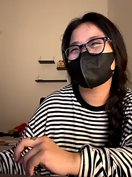 Snapshot of Jenni_nana chatting on October 6, 2025, 5:54 pm Jenni nana online show from October 6, 2025, 5:54 pm