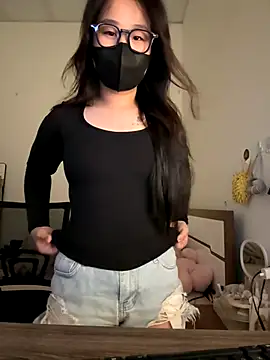 Snapshot of Jenni_nana chatting on October 12, 2025, 5:17 am Jenni nana online show from October 12, 2025, 5:17 am