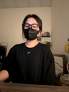 Snapshot of Jenni_nana chatting on October 13, 2025, 4:23 am Jenni nana online show from October 13, 2025, 4:23 am