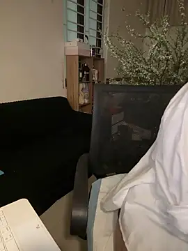 Jenni nana online show from February 5, 2026, 7:46 am