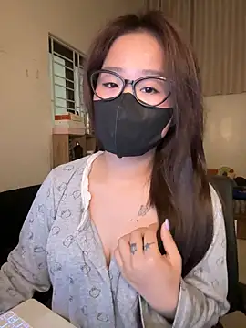 Jenni nana online show from April 3, 2026, 6:33 am