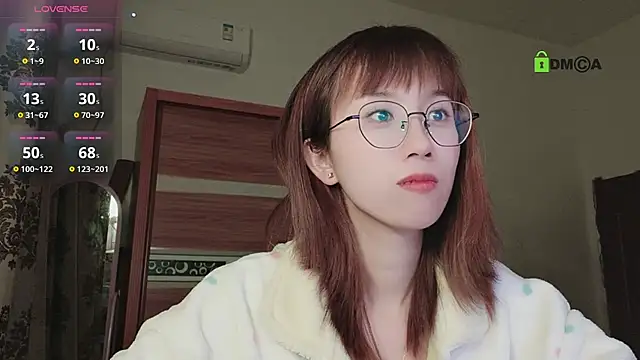 Lili 666 online show from February 27, 2025, 5:58 pm