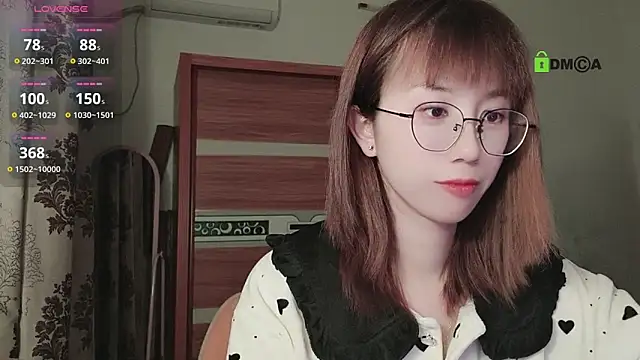 Lili 666 online show from February 28, 2025, 6:20 pm