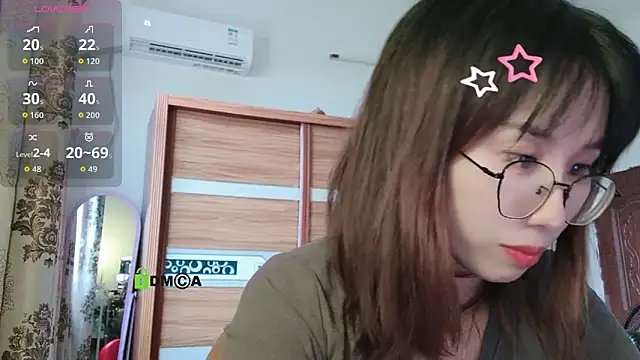 Lili 666 online show from October 7, 2025, 8:33 am