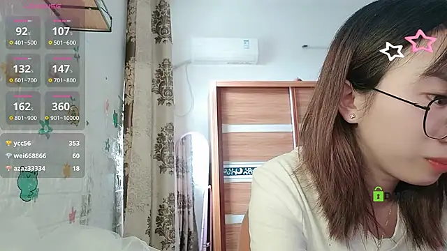 Lili 666 online show from October 13, 2025, 6:46 am