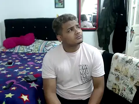 Boycuriousxxx online show from September 26, 2025, 11:58 am