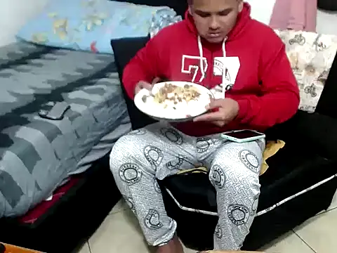 Boycuriousxxx online show from November 11, 2025, 5:13 pm