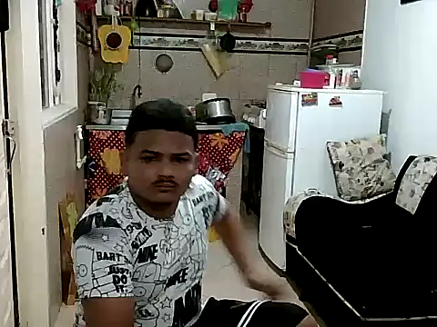 Boycuriousxxx online show from December 22, 2025, 12:24 pm