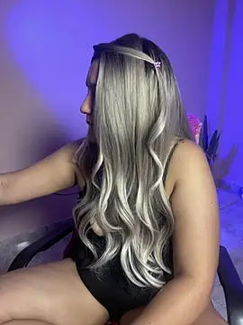 saray gomez22 online show from February 13, 2026, 3:13 am