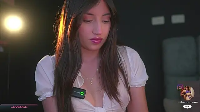 Snapshot of eimy22 chatting on October 30, 2025, 9:59 pm eimy22 online show from October 30, 2025, 9:59 pm