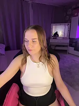 Snapshot of Lexi_noah chatting on October 19, 2025, 9:15 pm Lexi noah online show from October 19, 2025, 9:15 pm