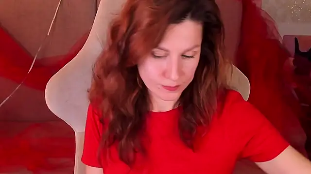 Snapshot of April_o_Nill chatting on September 16, 2025, 2:18 pm April o Nill online show from September 16, 2025, 2:18 pm