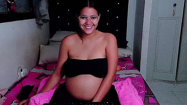 Victoriacarmo online show from March 14, 2025, 11:22 pm