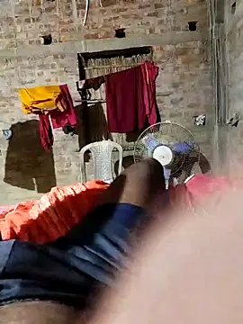 Snapshot of alex4020 chatting on November 5, 2025, 1:44 pm alex4020 online show from November 5, 2025, 1:44 pm