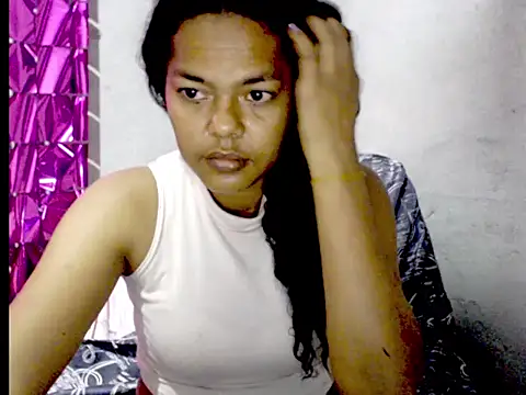 Snapshot of dirtyxgirlxxxschoolgirl chatting on October 23, 2025, 8:35 am dirtyxgirlxxxschoolgirl online show from October 23, 2025, 8:35 am