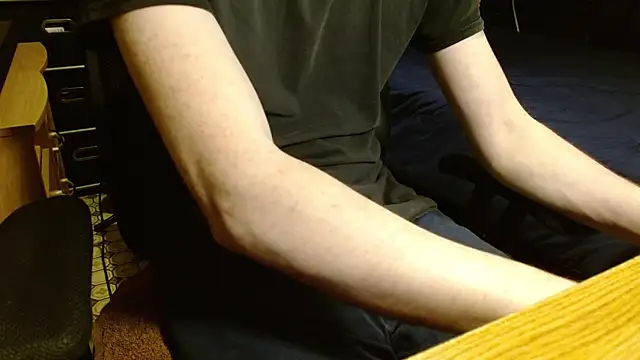 readytocome90 online show from April 10, 2026, 9:25 am