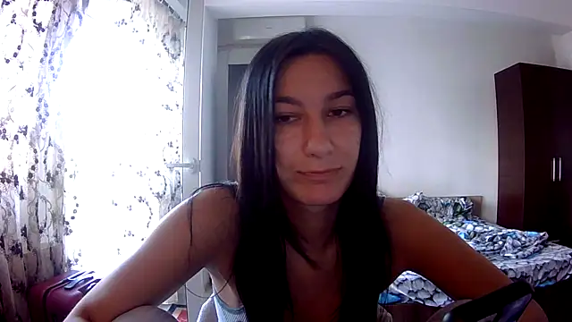 AnnnMary online show from September 11, 2025, 10:59 am