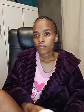 SexySlenderLexy online show from June 11, 2026, 6:44 am