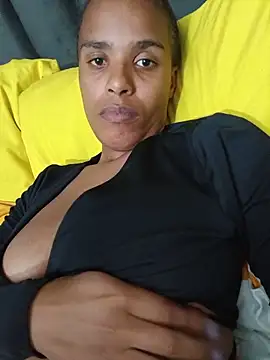 SexySlenderLexy online show from June 17, 2026, 7:33 am