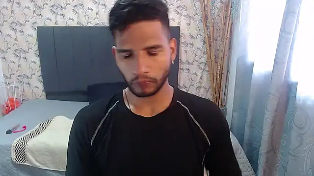 sweet-blowork online show from December 13, 2024, 6:27 pm