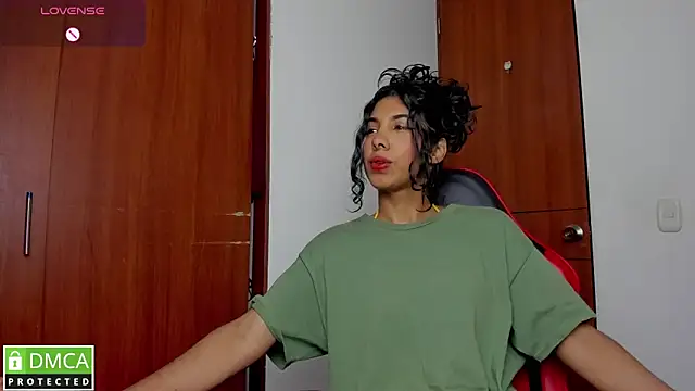 Snapshot of jasmine_bunny_ chatting on October 30, 2025, 12:12 am jasmine bunny online show from October 30, 2025, 12:12 am