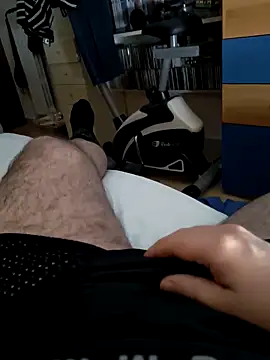 Snapshot of Nikart83 chatting on November 2, 2025, 11:18 pm Nikart83 online show from November 2, 2025, 11:18 pm