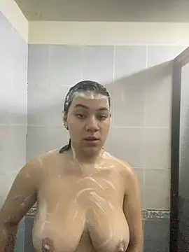 Snapshot of arisantana chatting on March 15, 2025, 8:43 pm arisantana online show from March 15, 2025, 8:43 pm