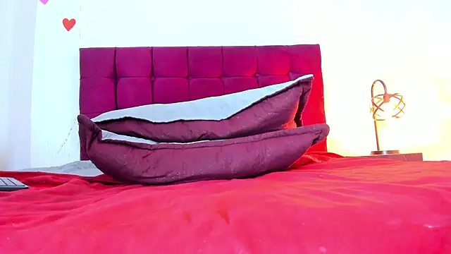 Anthonelaa   online show from March 8, 2026, 2:04 am